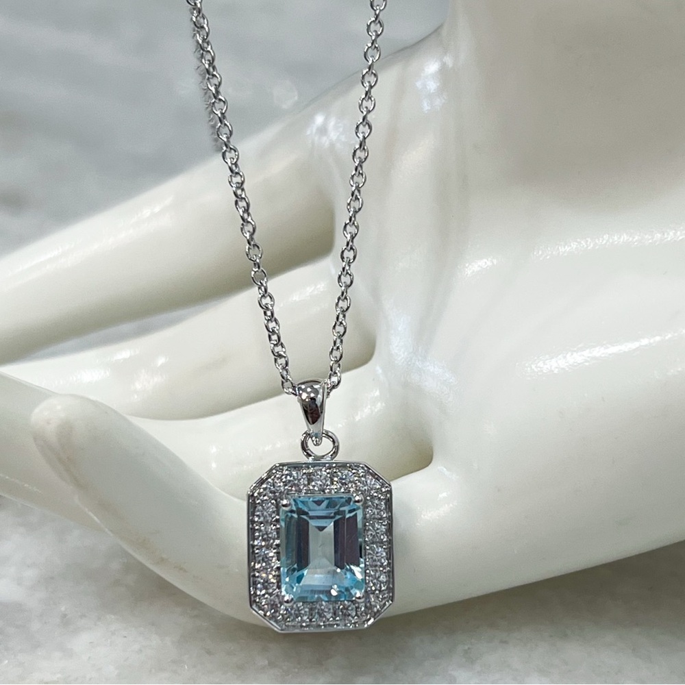 VALUE BUY Blue Topaz (Sim) Diamond Silver Pendant 18” Necklace PRICE FIRM - Picture 4 of 11